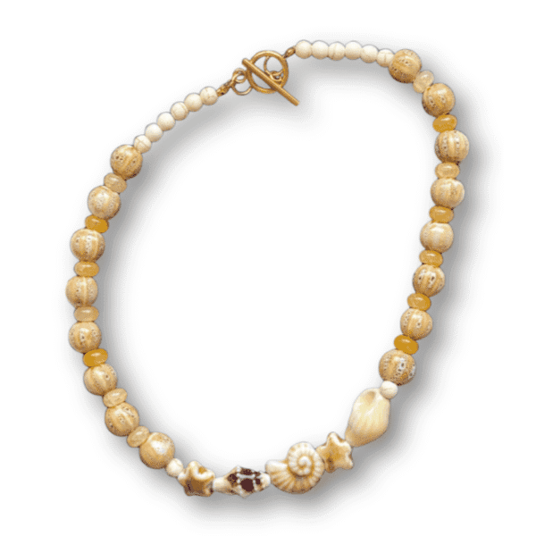 Collar Caracola Arena y Crema solar