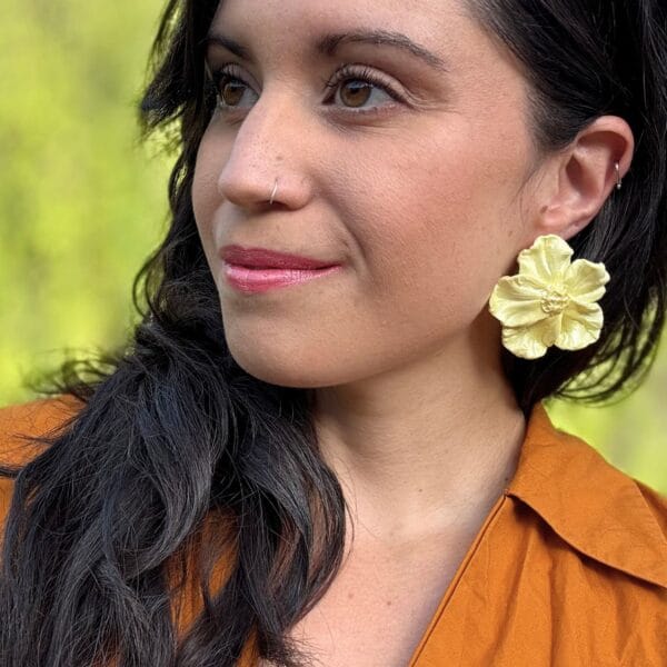 Pendientes Flor Vainilla - Imagen 2