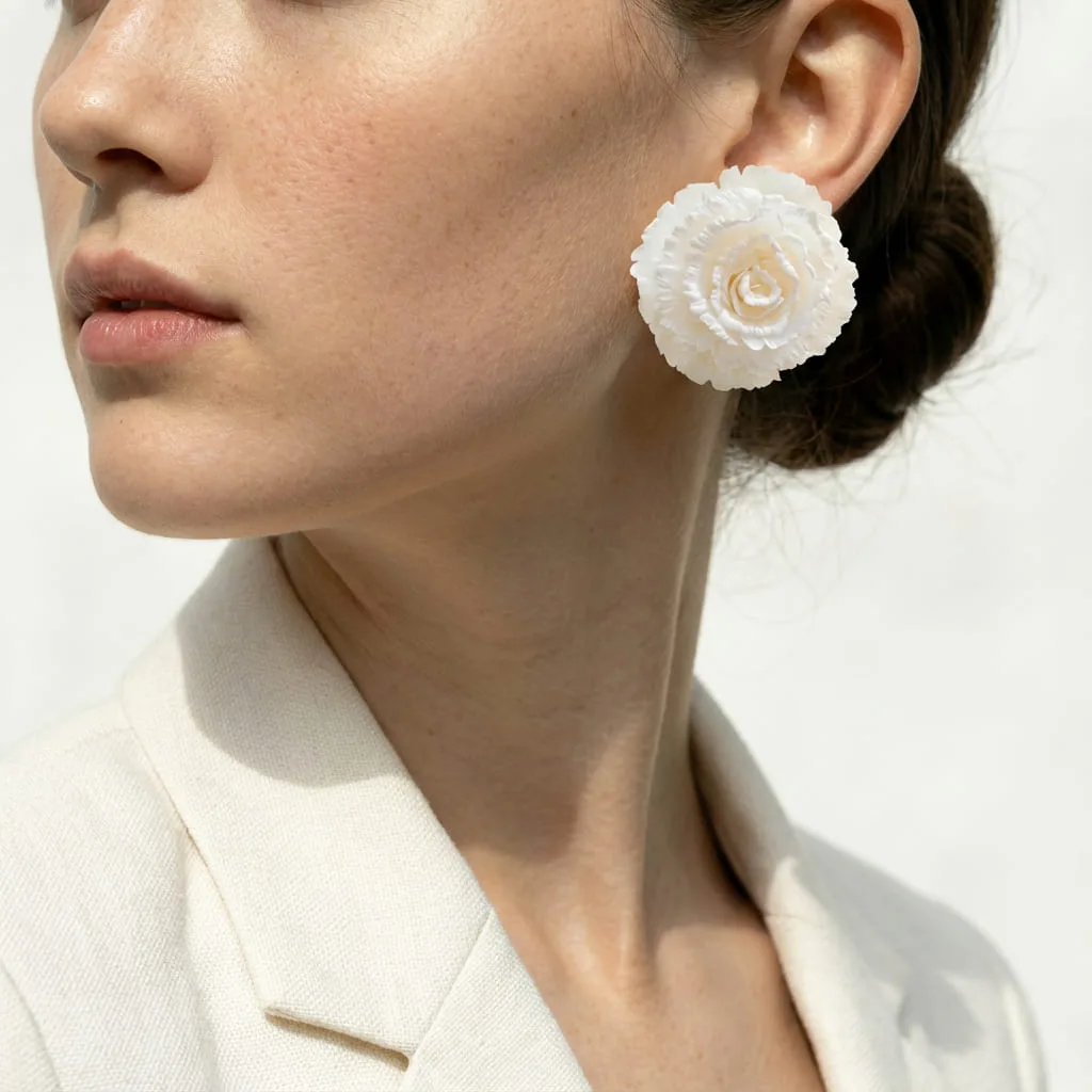 Pendientes Clavel Blanco 4,5 cm - Imagen 2